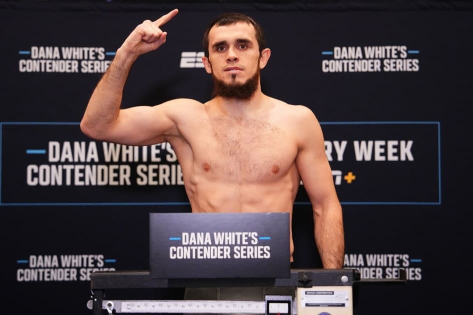 Зайнуков выбрал Ислама и Абу-Даби в опросе о бойцах UFC