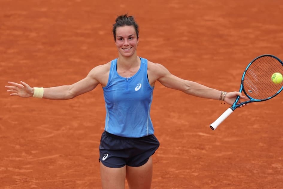 Лоис Буассон снялась с турнира WTA-250 в Гамбурге из-за травмы колена