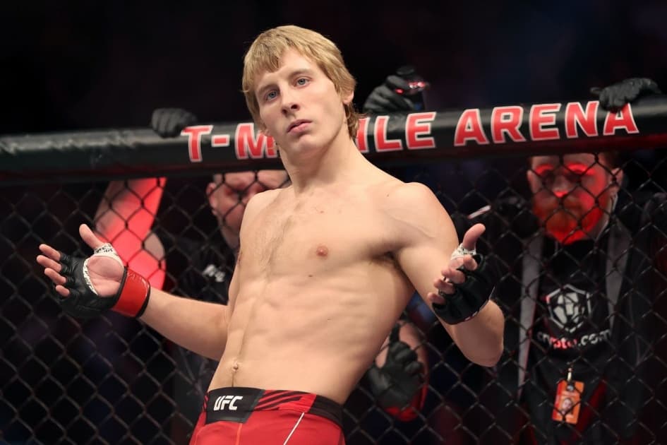 Фанатка Топурии заявила, что Пимблетт не покупал стул с турнира UFC в Белом доме